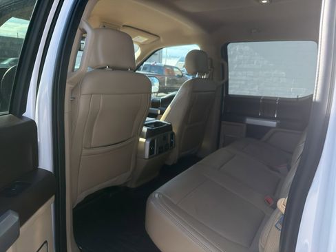 Used 2019 Ford F150 Lariat AWD/4WD image 7