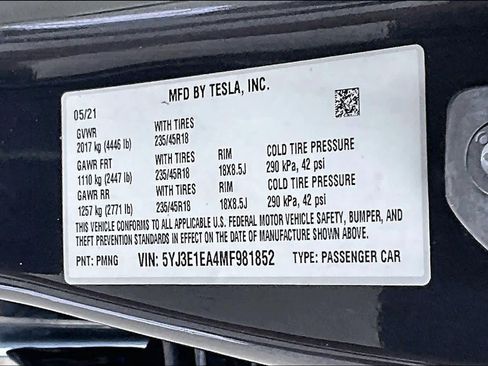 Used 2021 Tesla Model 3 Standard Range Plus RWD image 33