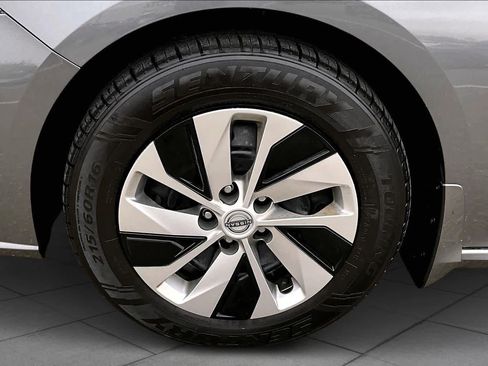 Used 2023 Nissan Altima 2.5 S image 10