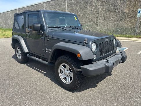 Used 2017 Jeep Wrangler Sport w/ Connectivity Group AWD/4WD image 1