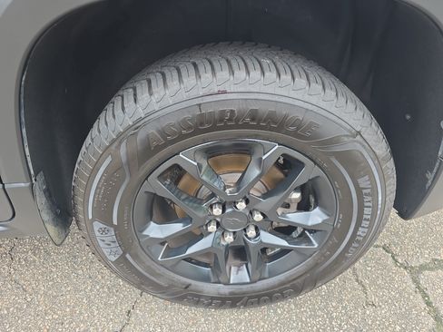 Used 2018 Chevrolet Traverse LT FWD image 35