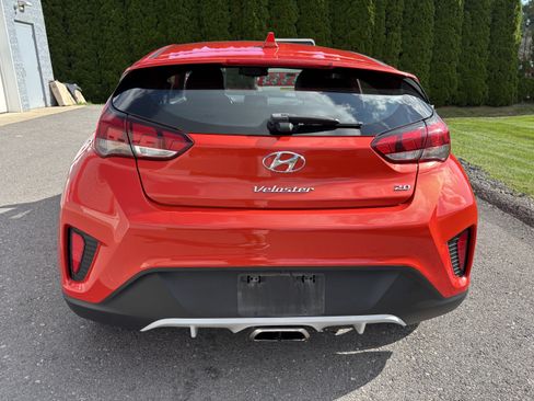 Used 2020 Hyundai Veloster 2.0 Premium FWD image 4
