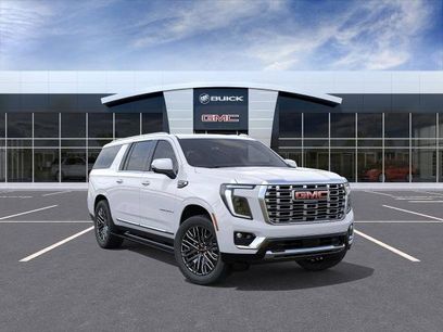 New 2025 GMC Yukon XL Denali w/ Sun & Power Step Package