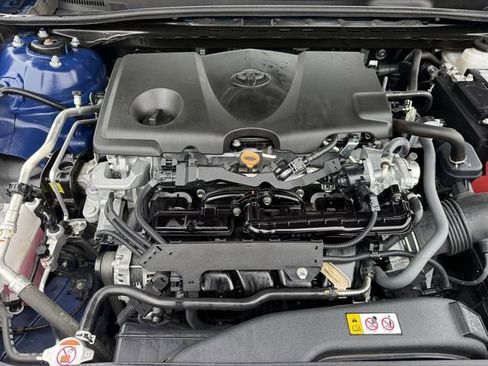 Used 2024 Toyota Camry SE FWD image 31