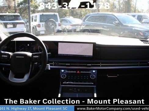 Used 2025 Hyundai Santa Fe Limited image 24