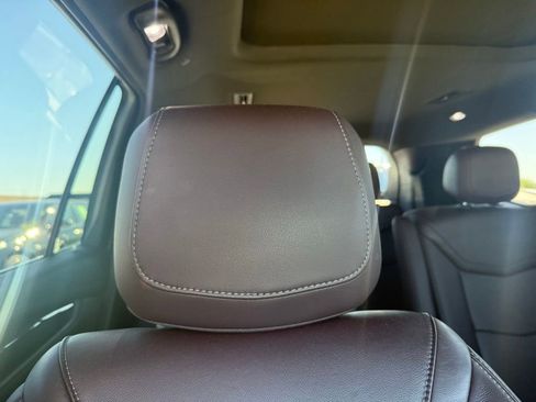 Certified 2023 Cadillac XT6 Premium Luxury FWD image 32