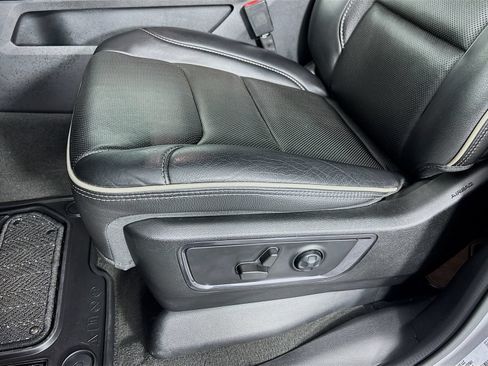 Used 2022 RAM 1500 Limited AWD/4WD image 20