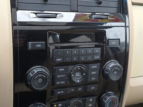 Used 2008 Ford Escape Limited image 18