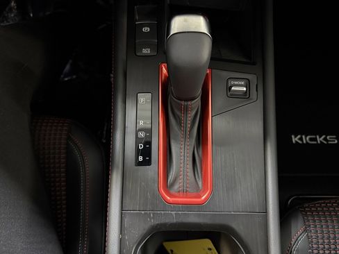 New 2026 Nissan Kicks SR w/ Cold Weather Package image 12