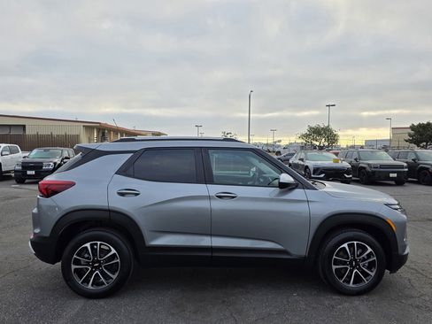 New 2026 Chevrolet TrailBlazer LT w/ Convenience Package image 8