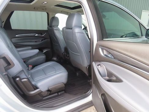 Used 2021 Buick Enclave Premium w/ Sun and Sites Package image 29