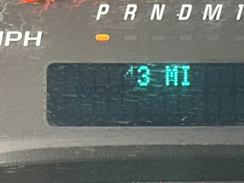 Used 2024 Chevrolet Express 2500 w/ Driver Convenience Package image 21