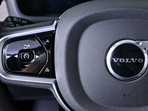 New 2026 Volvo XC90 B6 Ultra w/ Protection Package Premier AWD/4WD image 10