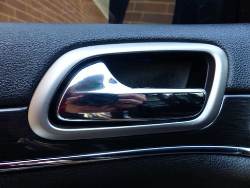 Used 2017 Jeep Grand Cherokee Trailhawk w/ Trailhawk Luxury Group image 17