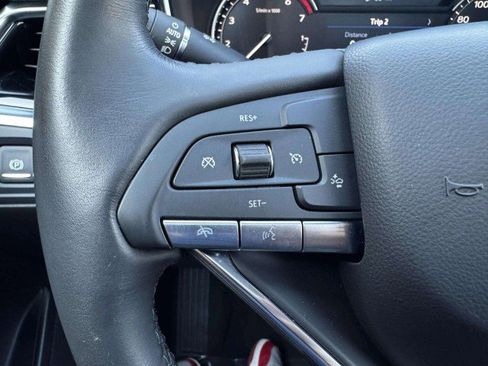 Used 2024 Cadillac XT6 Luxury w/ LPO, Floor Liner Package image 29