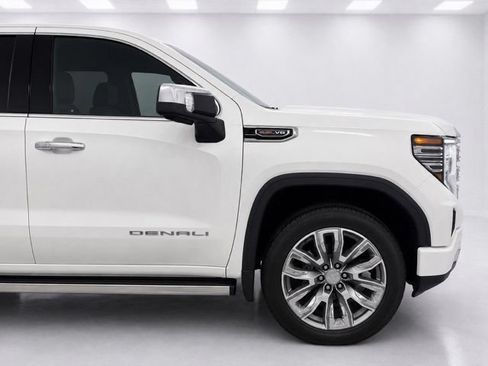 Used 2023 GMC Sierra 1500 Denali AWD/4WD image 7