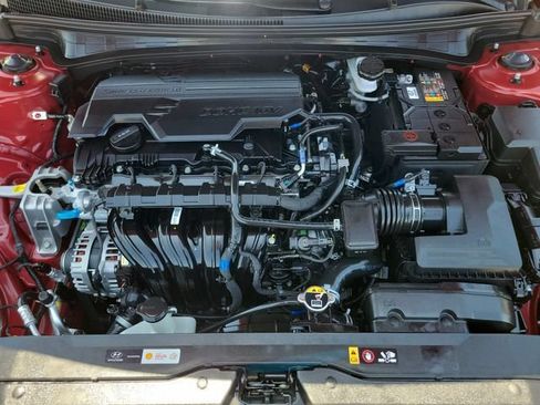 Certified 2026 Hyundai Elantra SE FWD image 29