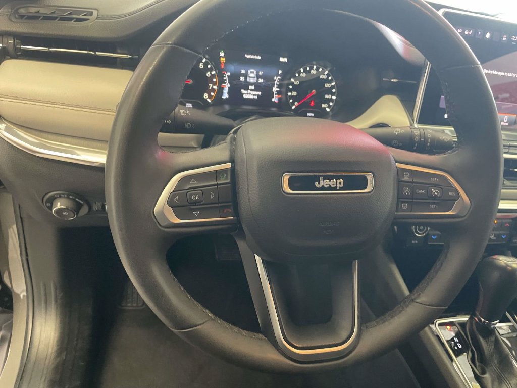 Used 2024 Jeep Compass Limited AWD/4WD image 16
