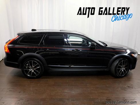 Used 2020 Volvo V90 T6 Cross Country w/ Protection Package Premier image 6