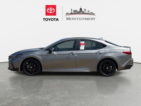 New 2026 Toyota Camry SE FWD image 6