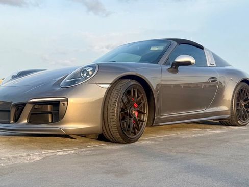 Used 2019 Porsche 911 Targa 4 GTS AWD/4WD image 7