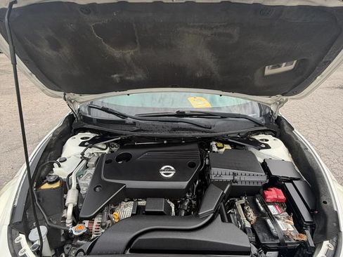 Used 2015 Nissan Altima 2.5 S w/ Sport Value Package FWD image 30
