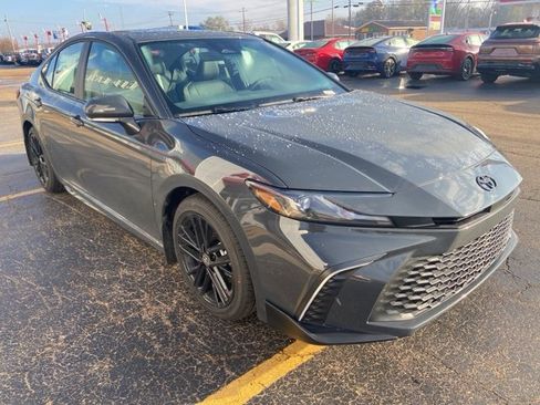 New 2026 Toyota Camry SE w/ Convenience Package image 7