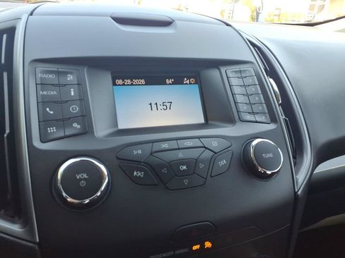 Used 2019 Ford Edge SE AWD/4WD image 18