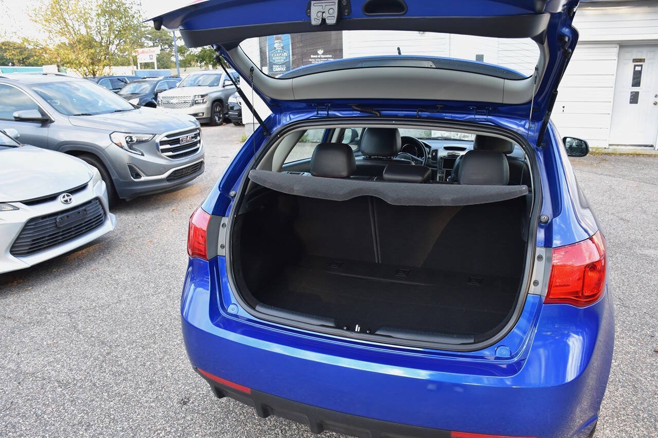 Used 2013 Kia Forte SX w/ Tech Pkg FWD image 5