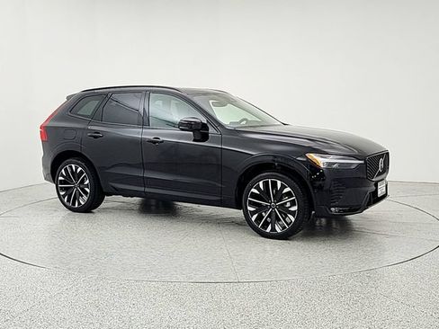 New 2026 Volvo XC60 B5 Ultra w/ Climate Package AWD/4WD image 3