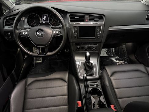Used 2017 Volkswagen Golf Alltrack SEL image 18