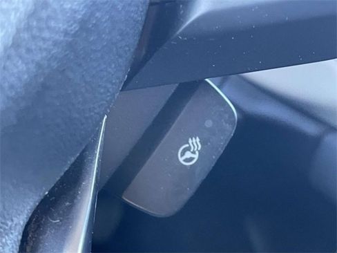 Used 2022 Subaru Outback Limited image 25