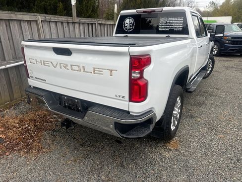 Used 2024 Chevrolet Silverado 2500 LTZ w/ LTZ Convenience Package image 7