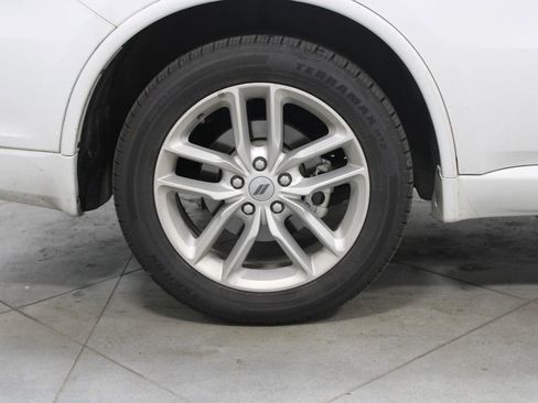 Used 2024 Dodge Durango GT RWD image 12