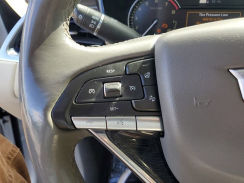 Used 2022 Cadillac XT6 Premium Luxury AWD/4WD image 12