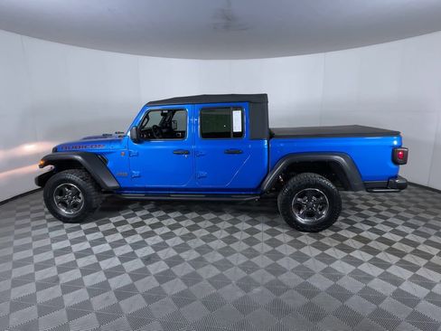 Used 2022 Jeep Gladiator Rubicon w/ Cold Weather Group AWD/4WD image 6