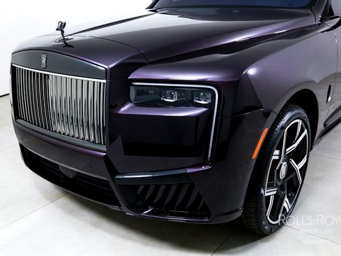 Certified 2025 Rolls-Royce Cullinan Black Badge AWD/4WD image 35
