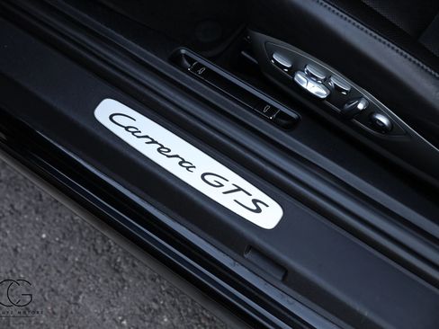 Used 2015 Porsche 911 Carrera GTS w/ Bose Audio Package RWD image 28