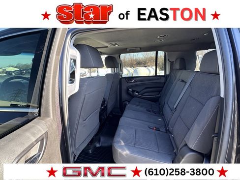Used 2018 GMC Yukon XL SLE w/ SLE Value Package image 17