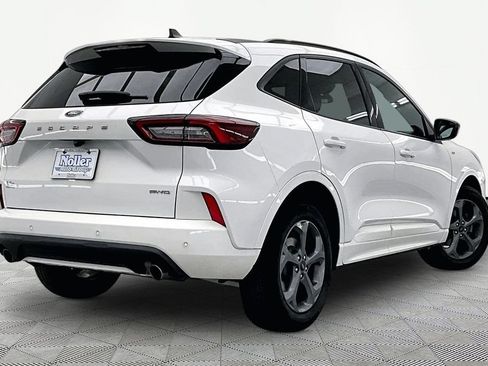 Used 2024 Ford Escape ST-Line w/ Tech Pack #1 AWD/4WD image 2