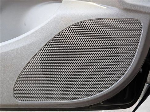 Used 2011 Toyota Corolla LE image 5