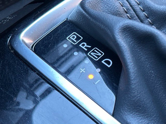 Used 2018 Nissan Rogue SV AWD/4WD image 53