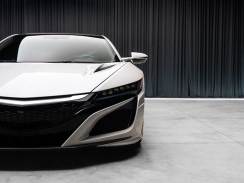 Used 2017 Acura NSX AWD/4WD image 22