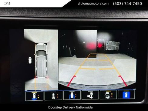 Used 2022 GMC Yukon XL Denali w/ Advanced Technology Package RWD image 30