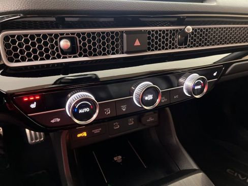 Certified 2025 Honda Civic Sport Touring image 32