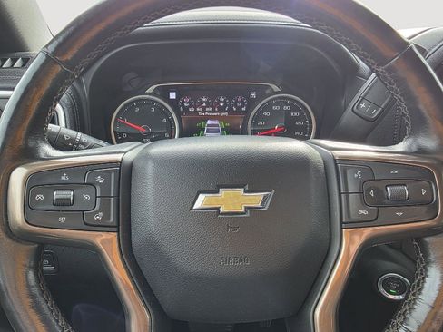 Used 2020 Chevrolet Silverado 2500 High Country w/ Z71 Off-Road Package image 16
