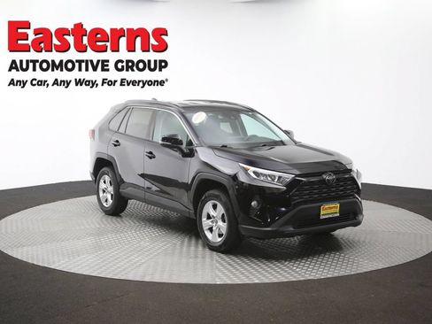 Used 2021 Toyota RAV4 XLE AWD/4WD image 48