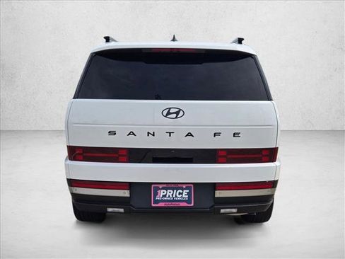 Used 2025 Hyundai Santa Fe Limited FWD image 7
