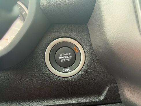 New 2026 RAM 2500 Big Horn AWD/4WD image 21