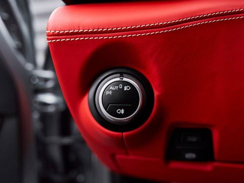 Used 2020 Ferrari GTC4Lusso T RWD image 49